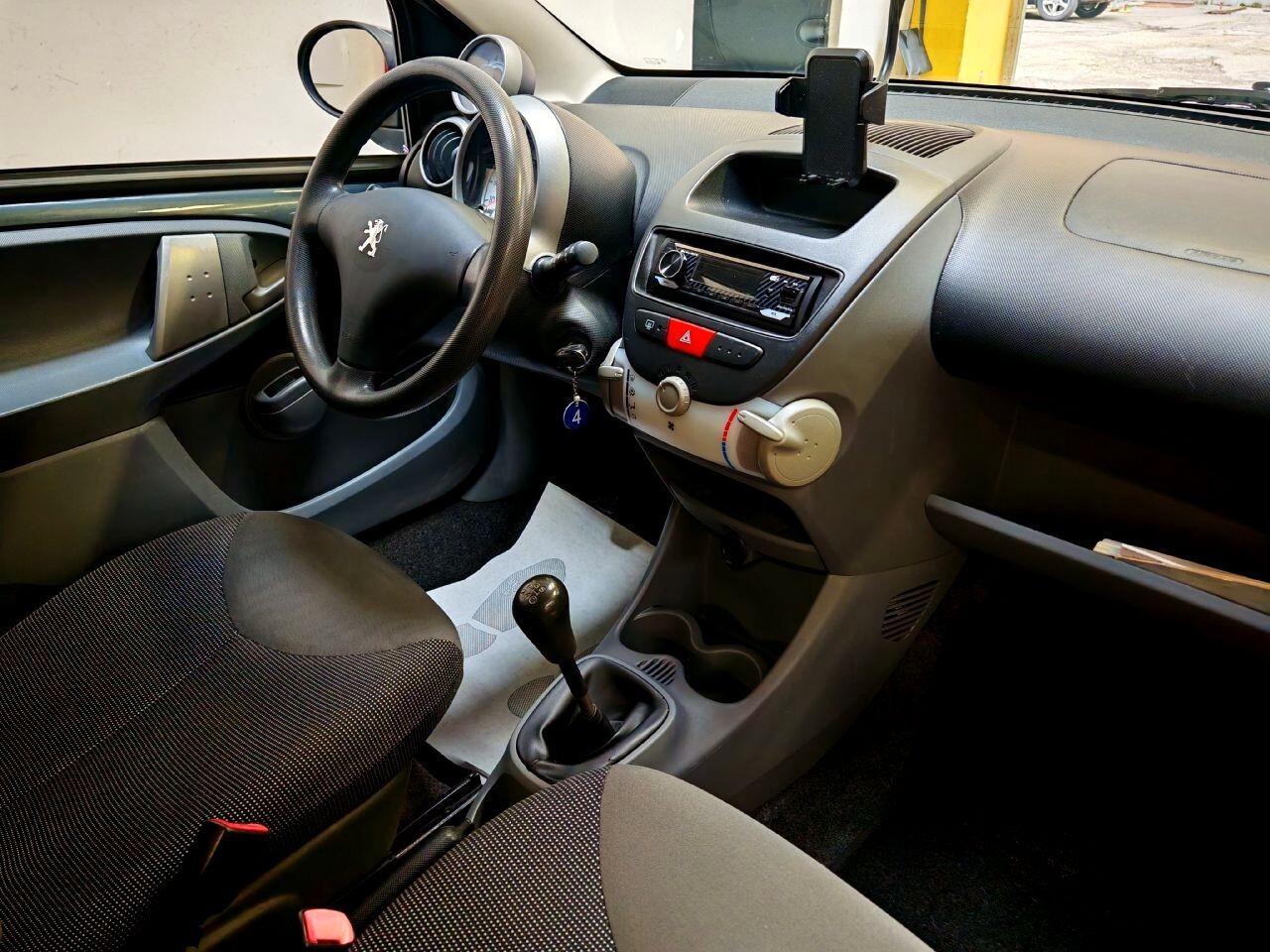 Peugeot 107 1.0 3p. Plaisir