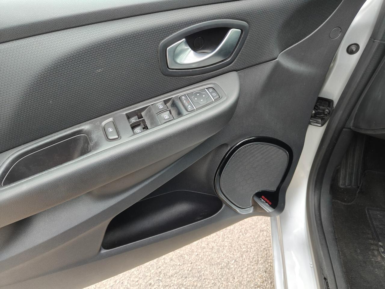 Renault Clio 1.5 dCi 90cv Energy Intens