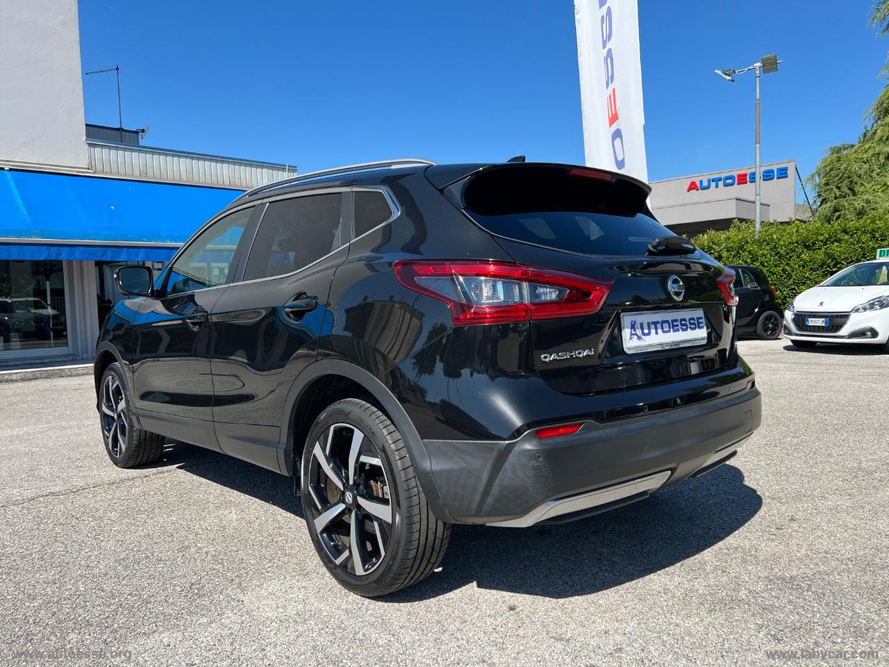 NISSAN Qashqai 1.2 DIG-T Tekna