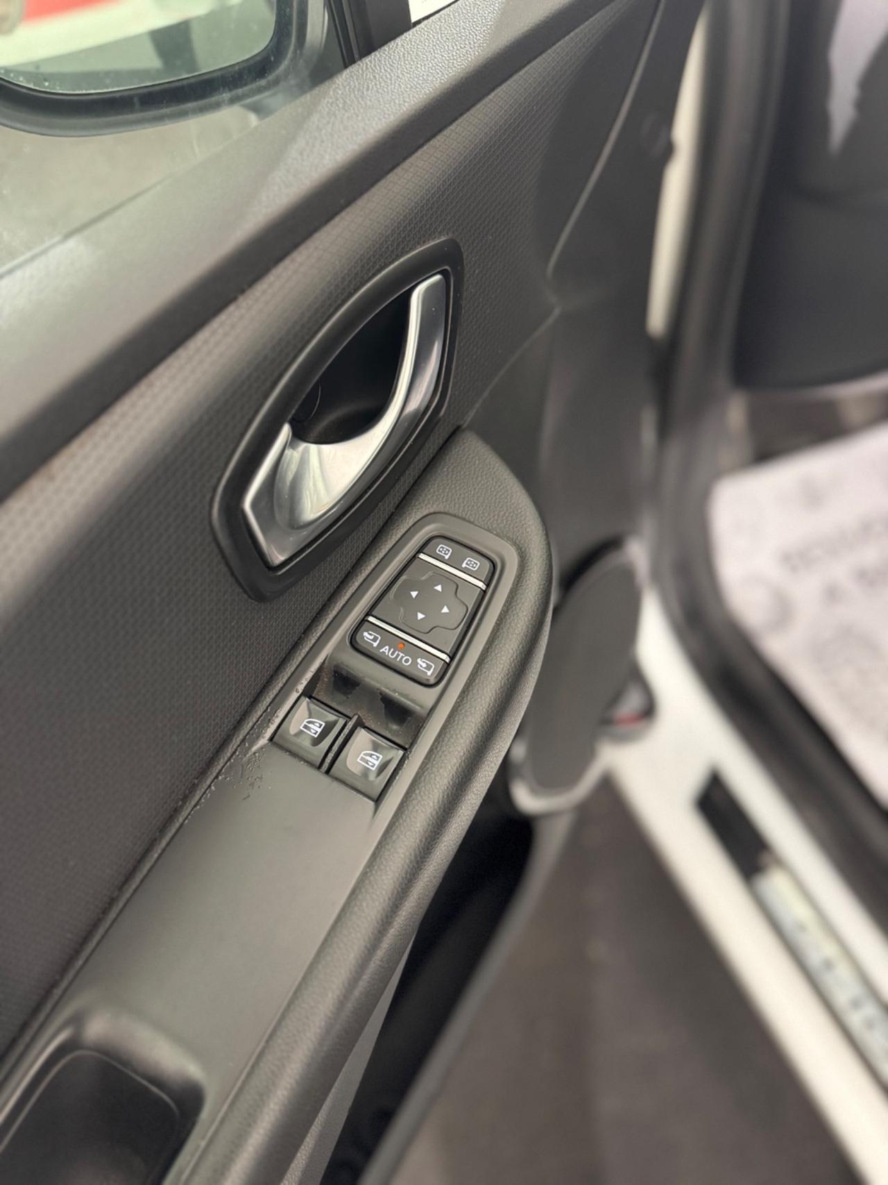 Renault Clio dCi 8V 90CV Start&Stop 5 porte Energy Intens