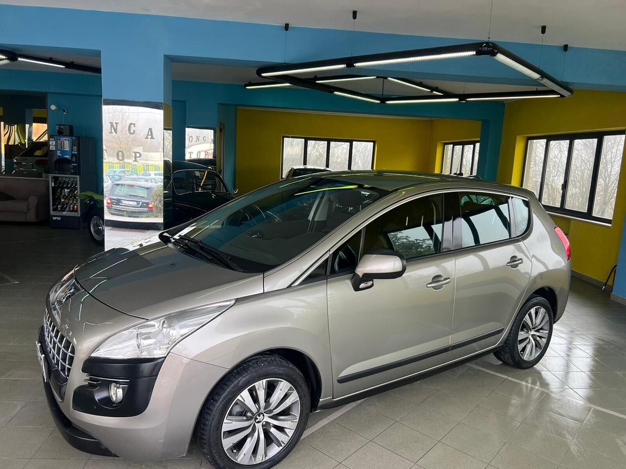Peugeot 3008 1.6 HDi 110CV cambio automatico