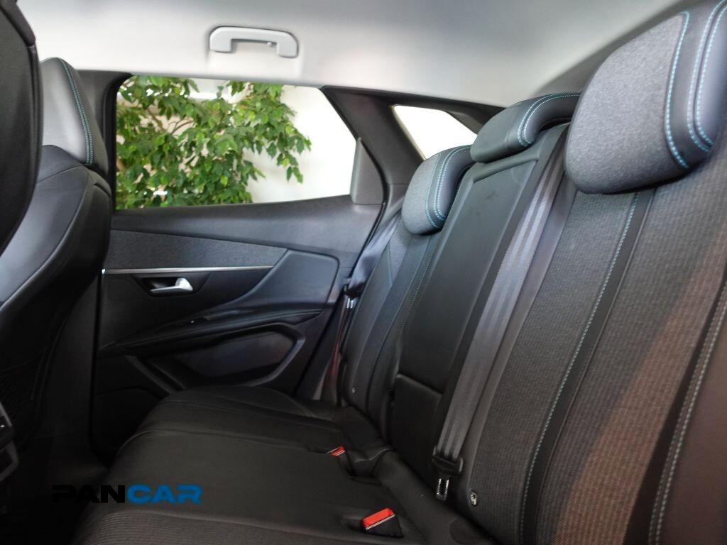Peugeot 3008 BlueHDi 130 S&S EAT8 Allure Pack