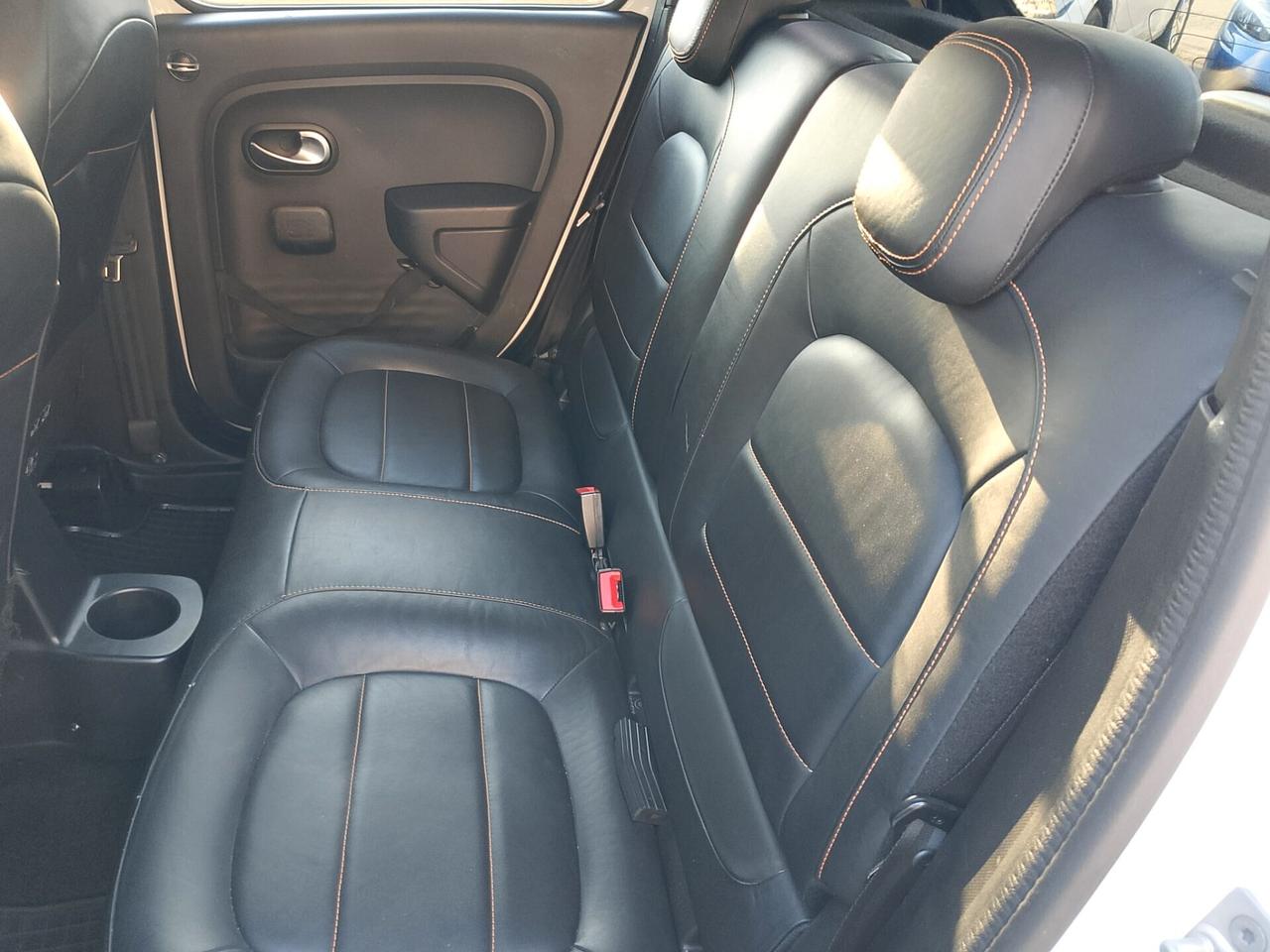 Renault Twingo TCe 110 CV EDC GT