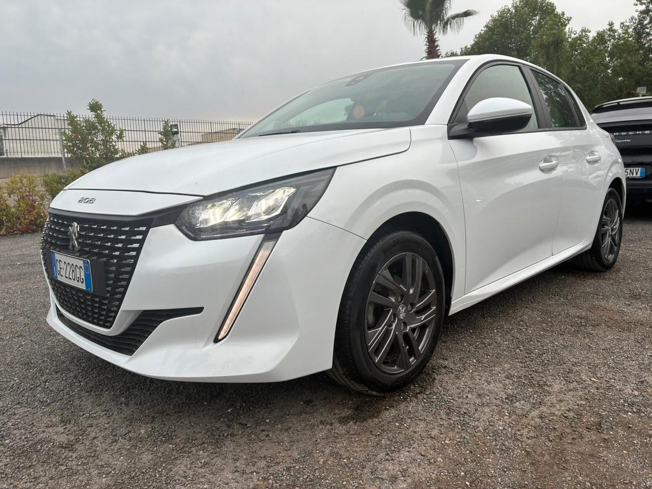Peugeot 208 1.2 Benzina 2021