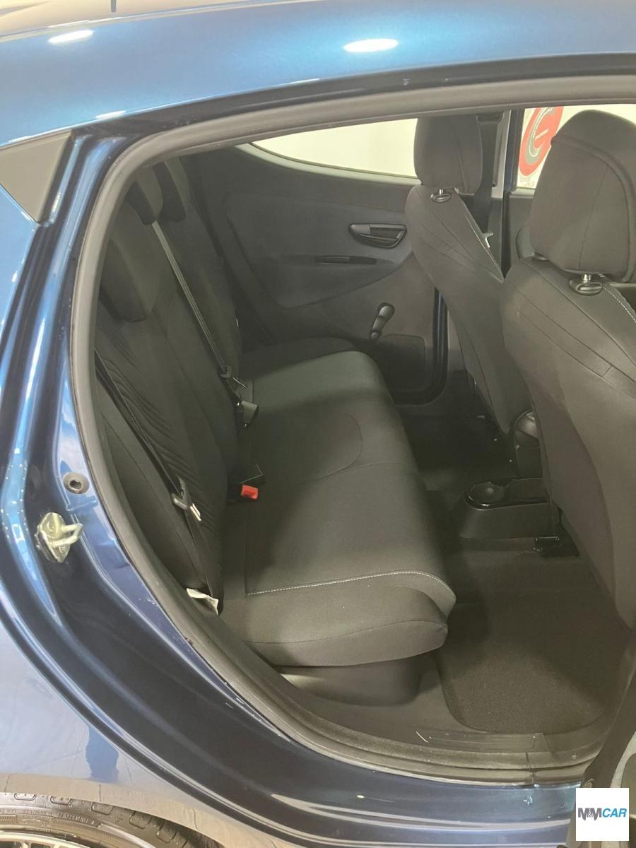 LANCIA - Ypsilon - 1.0 FireFly 5p.S&S Hybryd Gold