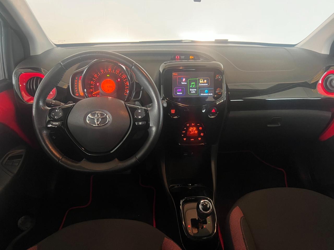 Toyota Aygo 1.0 VVT-i 69 CV 5 porte AUTOMATICA OK NEOPATENTASI SOLO 43.927 KM