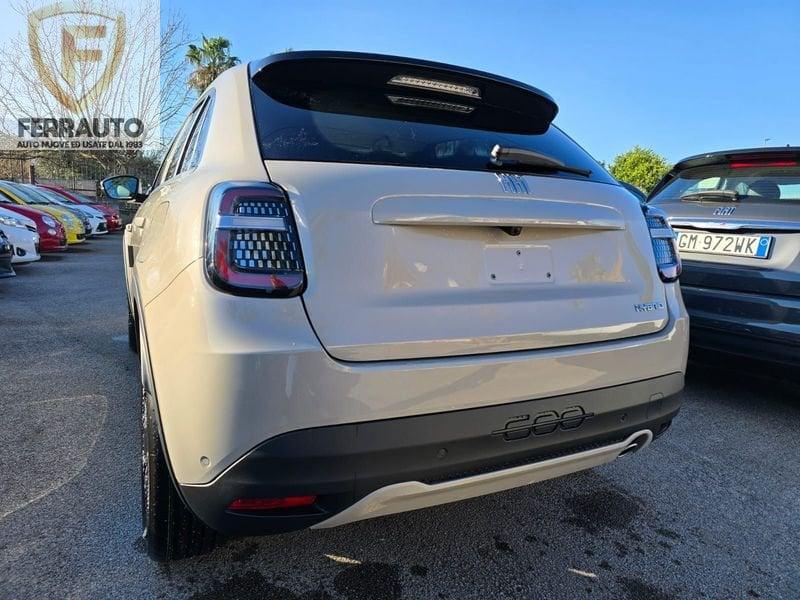 FIAT 600 Hybrid MHEV La Prima