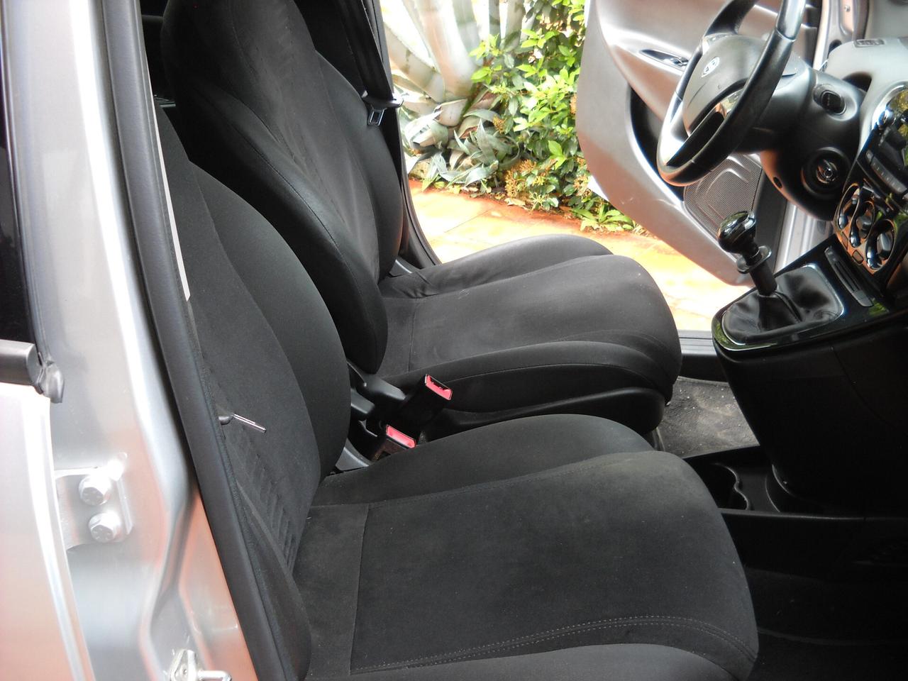 Lancia Ypsilon 0.9 TwinAir 85 CV 5 porte S&S Gold