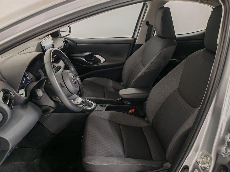 Toyota Yaris Yaris 1.5 Full Hybrid 5p Active