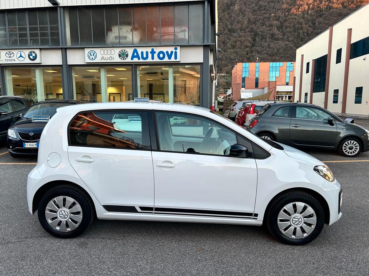 Volkswagen up! 1.0 5p. 60CV move up! *OK NEOPATENTATI*