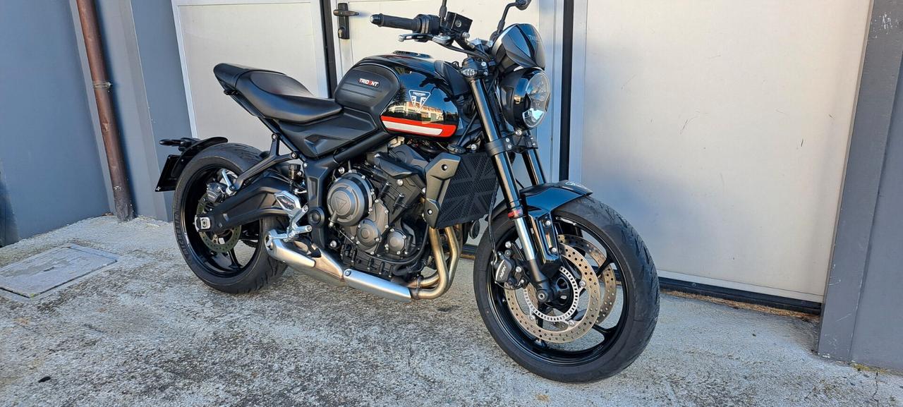 Triumph Trident 660