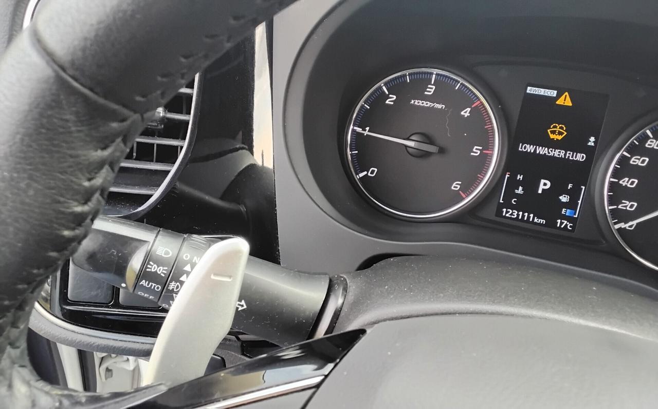 Mitsubishi Outlander 2.2 DI-D 4WD N1 AUTOCARRO