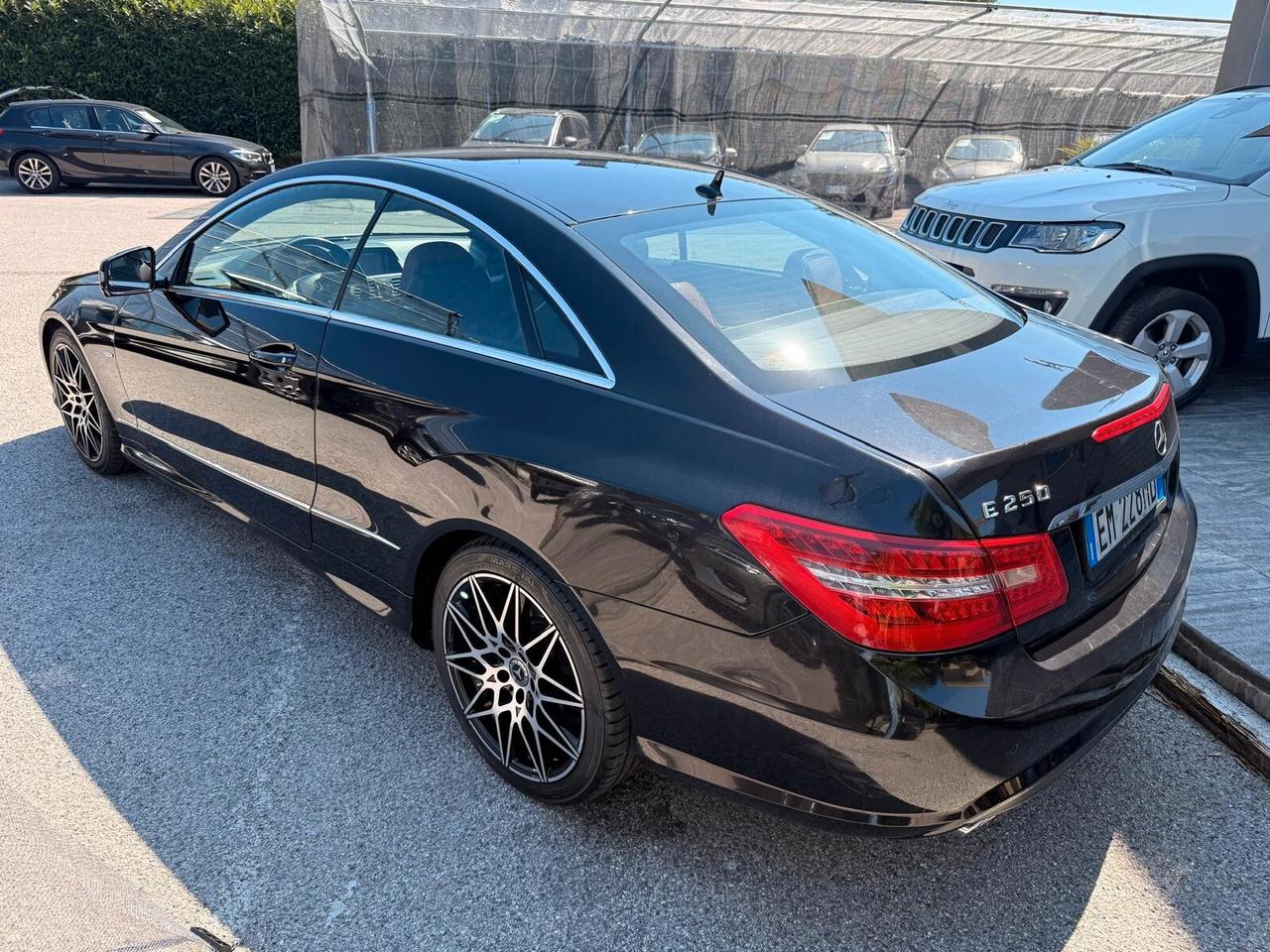 Mercedes-benz E 250 CDI Coupé BlueEFFICIENCY Avantgarde