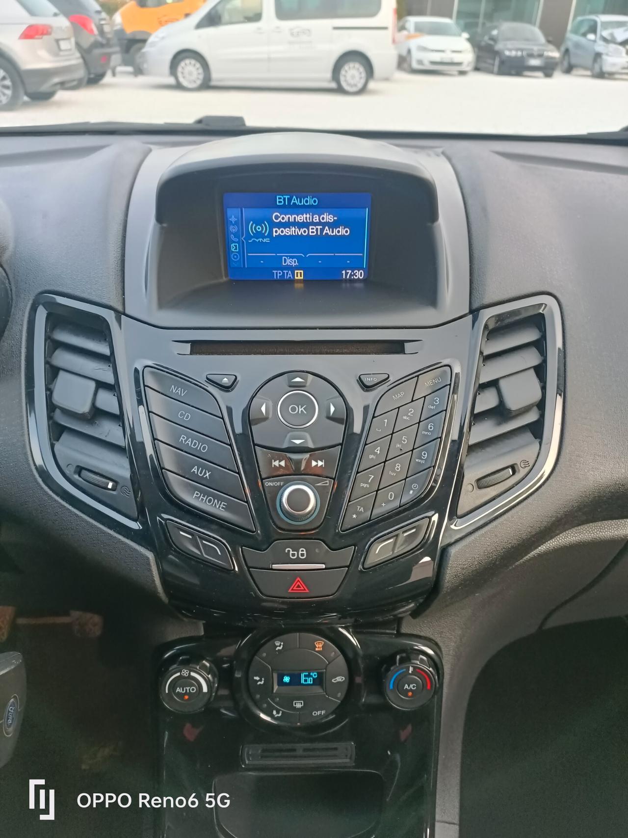 Ford Fiesta 1.5 TDCi 75CV 5 porte Titanium