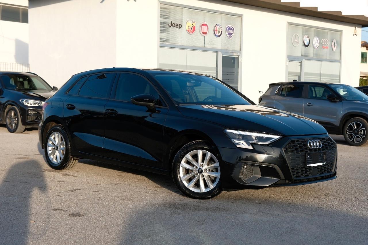 Audi A3 SPB 35 TDI Identity Black