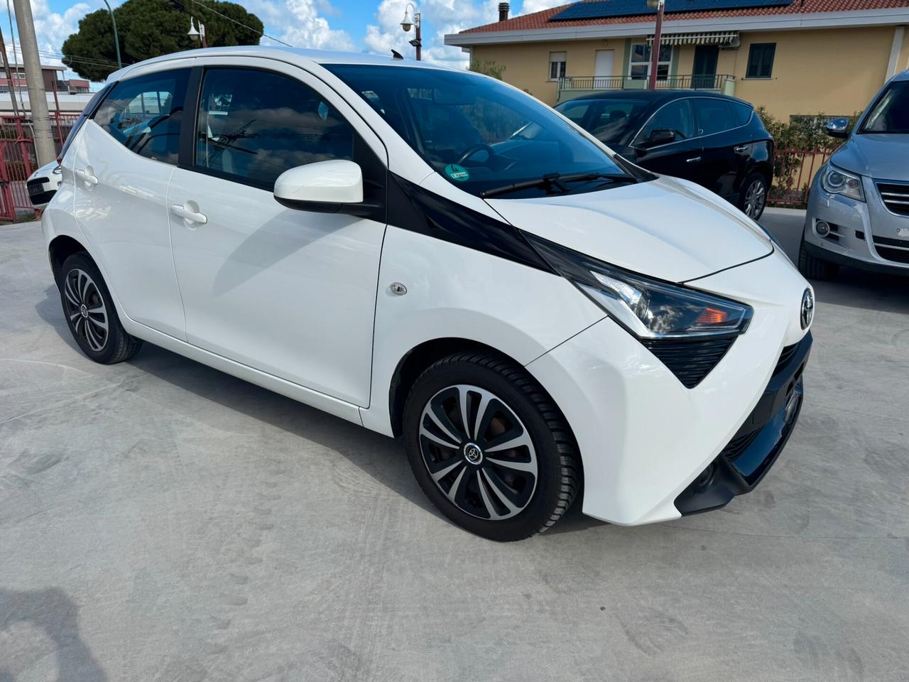 Toyota Aygo 1.0 VVT-i 72 CV 5 porte x-