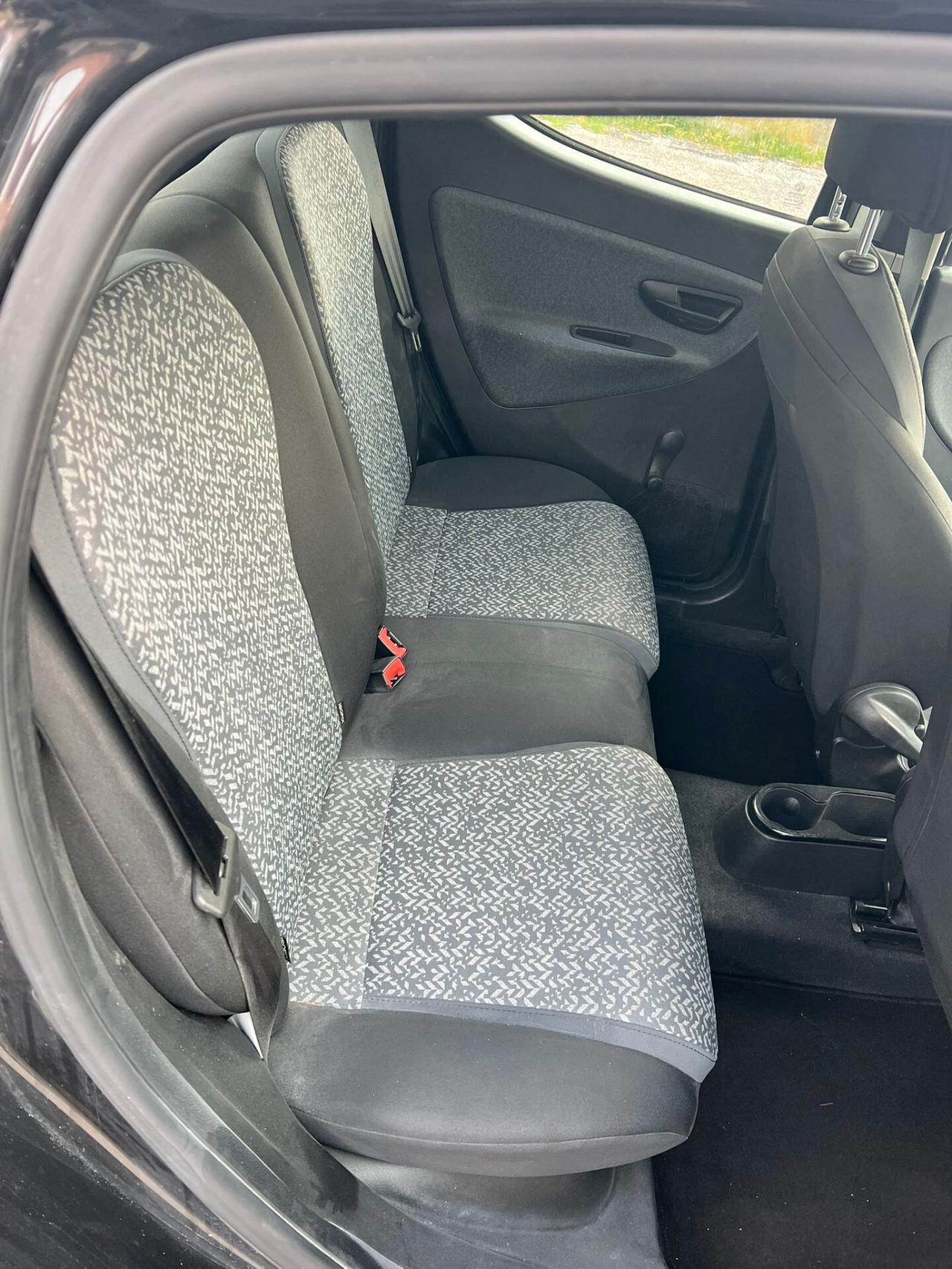 Lancia Ypsilon 1.0 FireFly 5 porte S&S Hybrid Ecochic