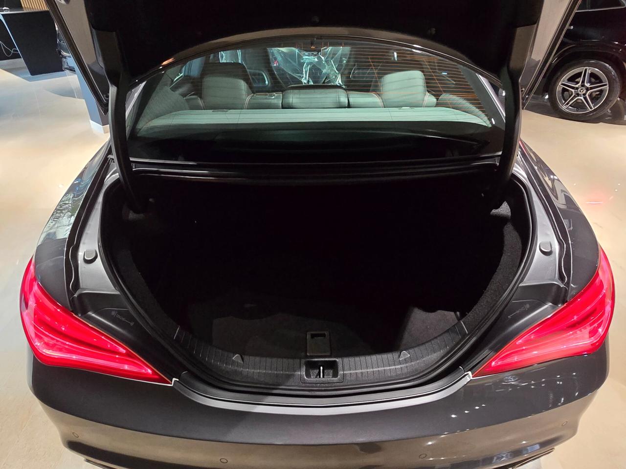 Mercedes-benz CLA 200 CDI Premium