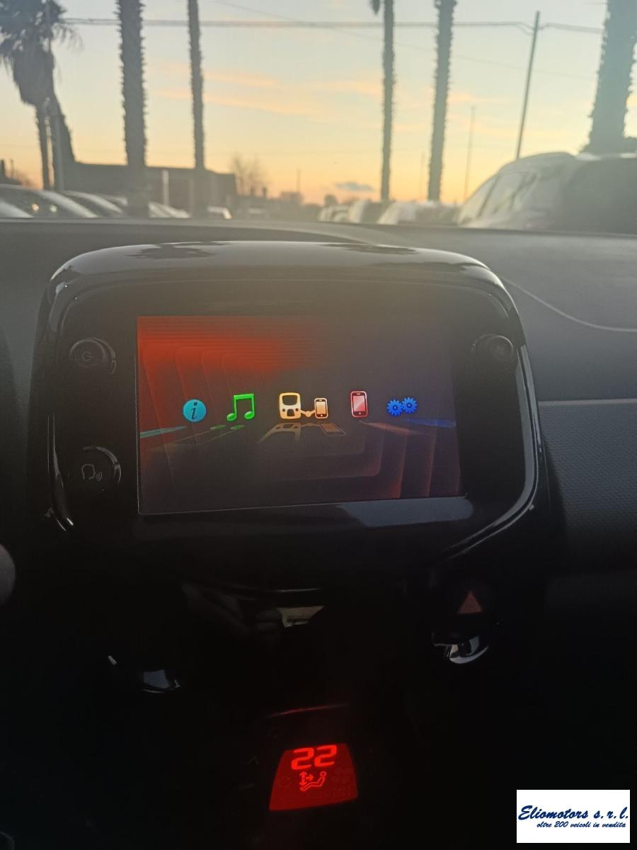 PEUGEOT - 108 - VTi 72 S&S 5 porte Style TOP!