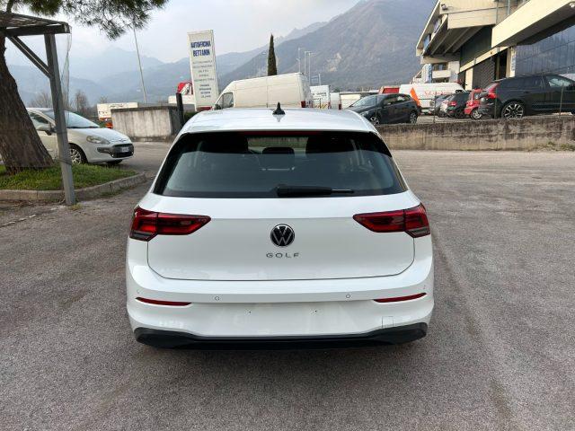 VOLKSWAGEN Golf 1.5 TGI DSG Life