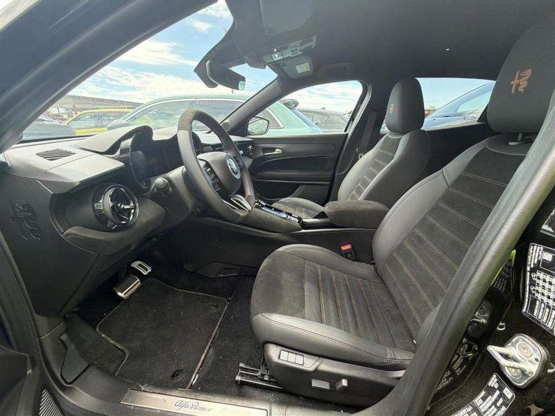 Alfa Romeo Junior BEV 156CV/115kW elettrica INTENSA MY25