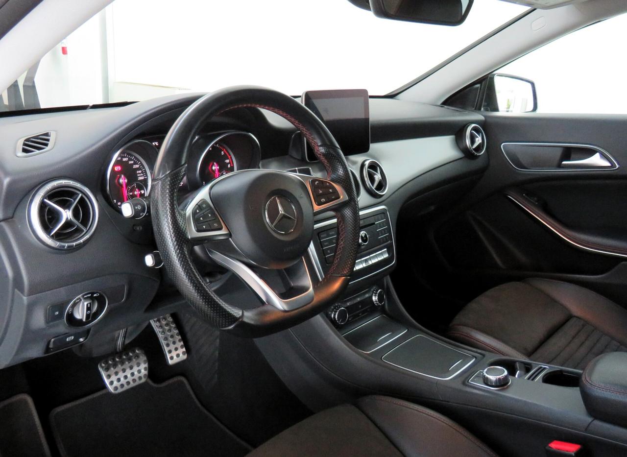Mercedes-benzCLA 200 d 4Matic Automatic AMG