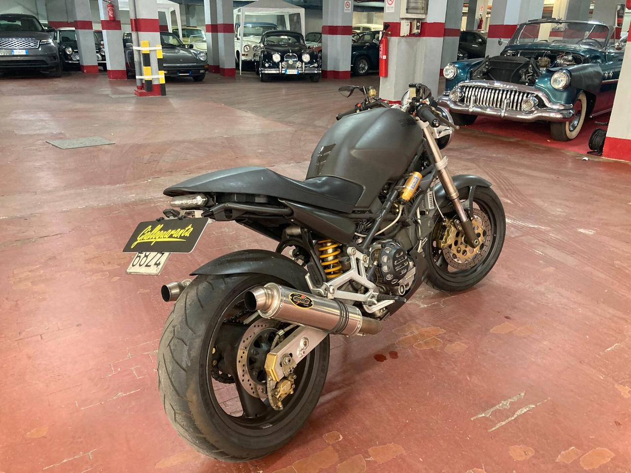 Ducati Monster 900