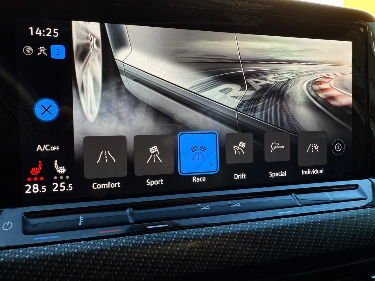 Volkswagen Golf 8 R PERFORMANCE