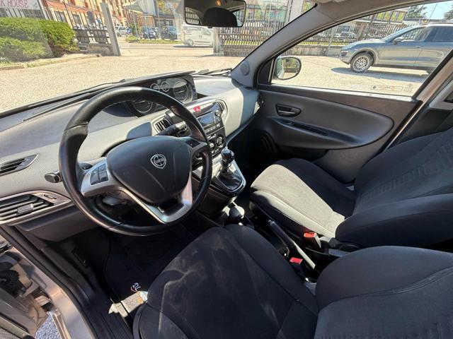 LANCIA Ypsilon 1.2 69 CV 5p. GPL Ecochic Gold SCONTO ROTTAMAZIONE