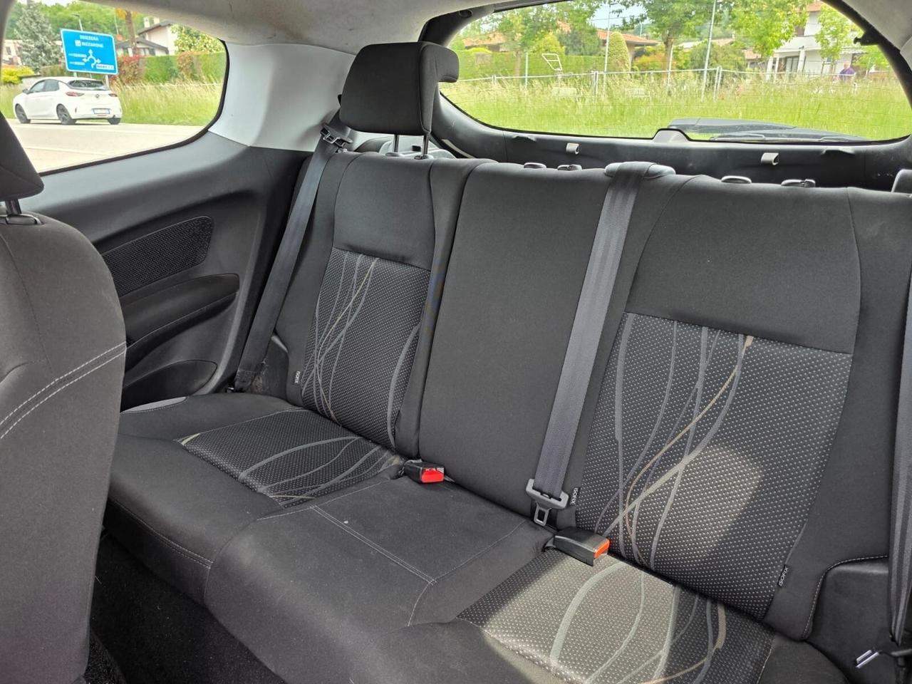 Peugeot 208 1.2 VTi 82 CV 3 porte Access