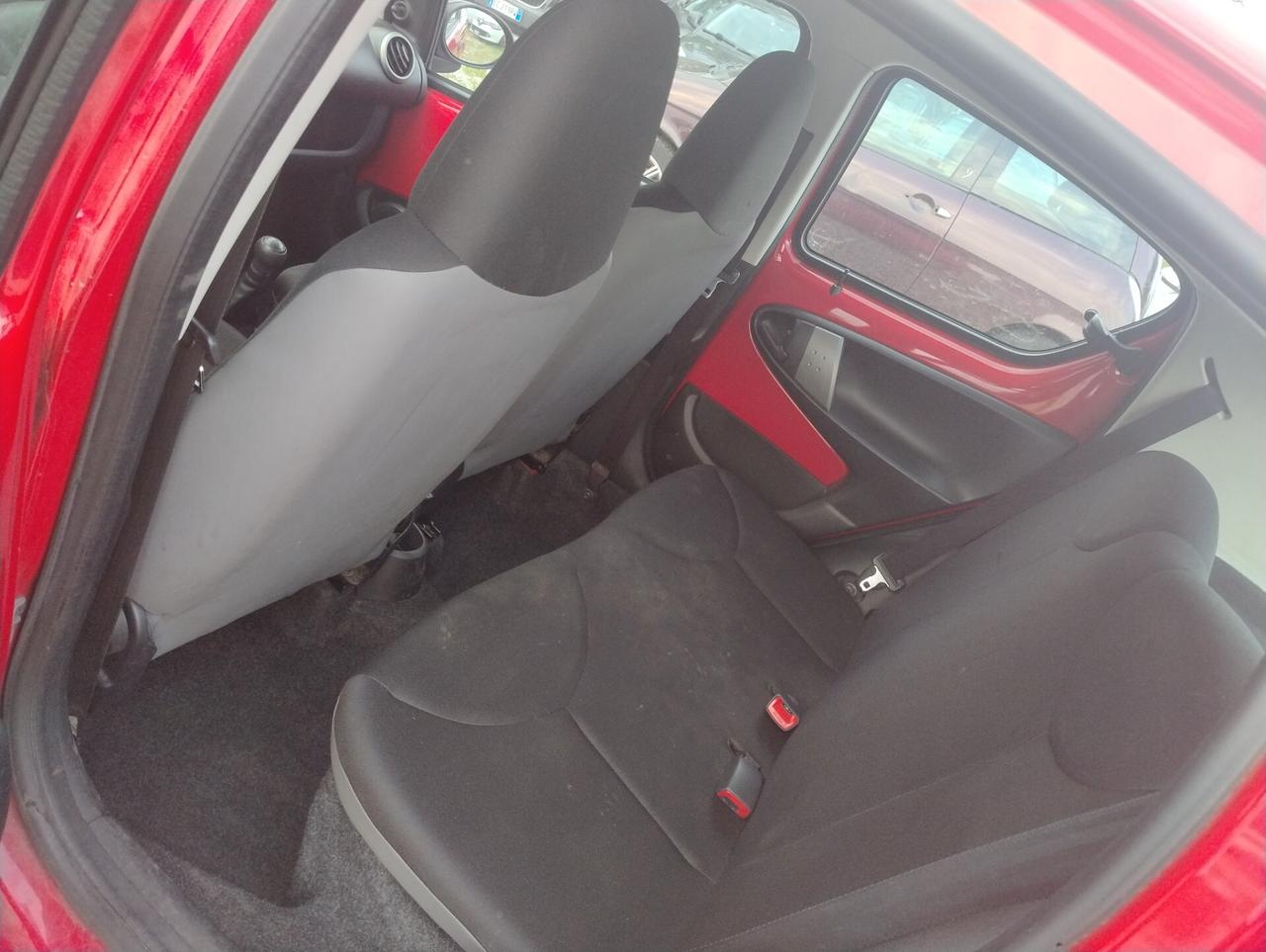 Toyota Aygo 1.0 12V VVT-i 5 porte Cool Soda Connect