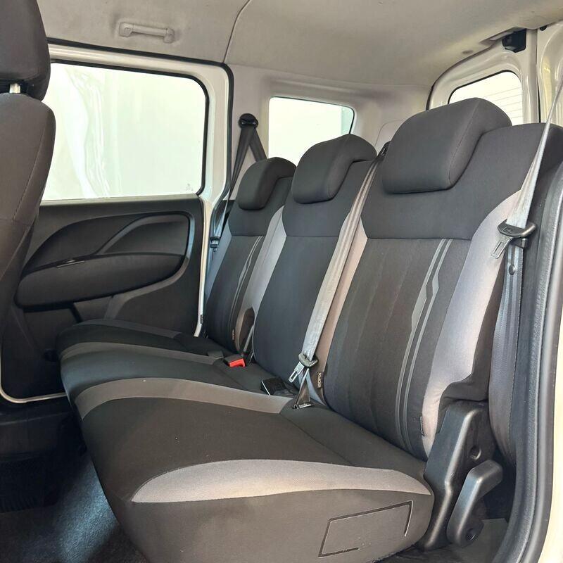 FIAT DOBLO' 1.6mjt 105cv AUTOCARRO 5 POSTI