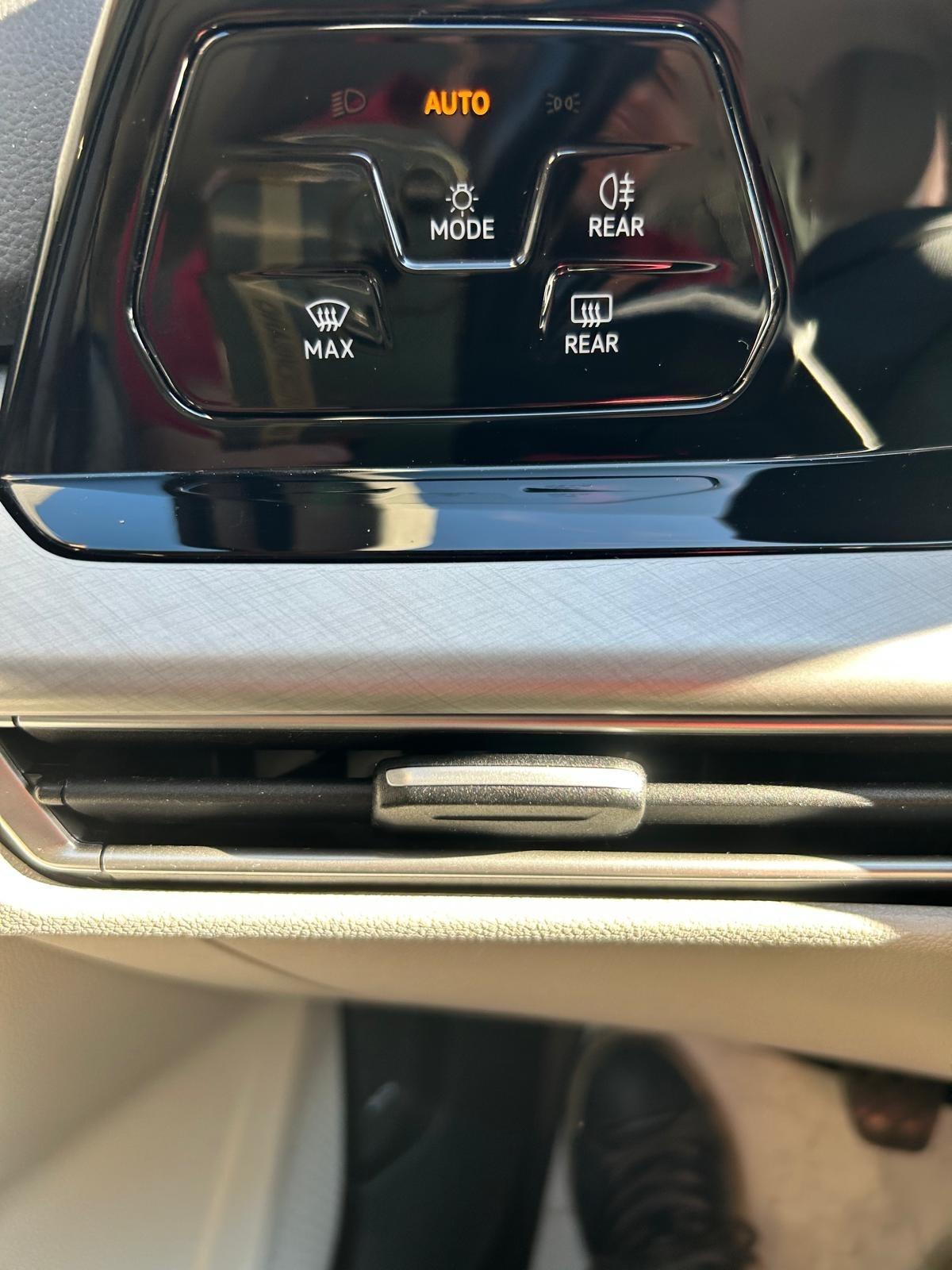 Volkswagen Golf 2.0 TDI 115 CV SCR Life