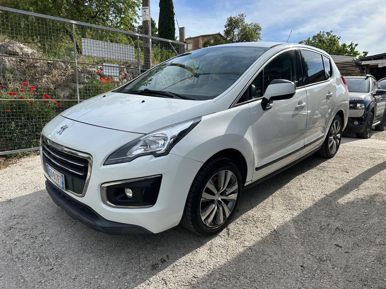 Peugeot 3008 2.0 HDi 150CV Allure