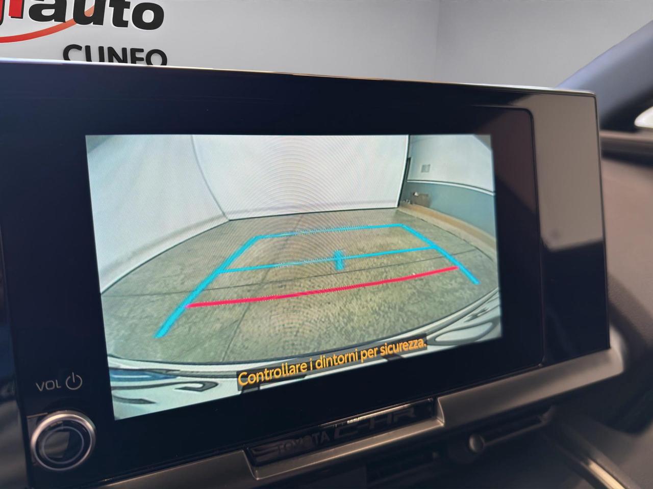 Toyota C-HR 2.0 phev Trend eco fwd e-cvt