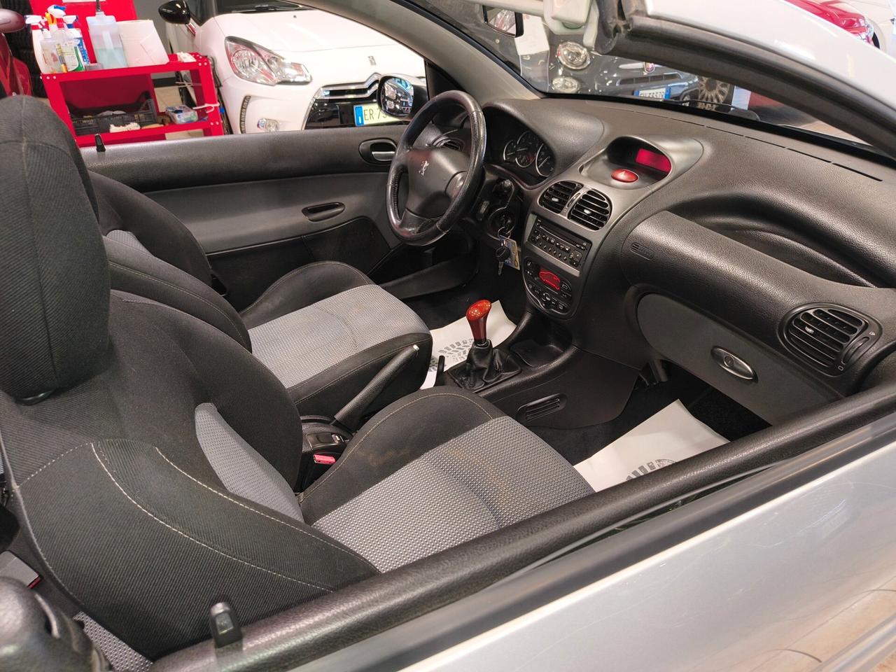 Peugeot 206 1.6 16V CC
