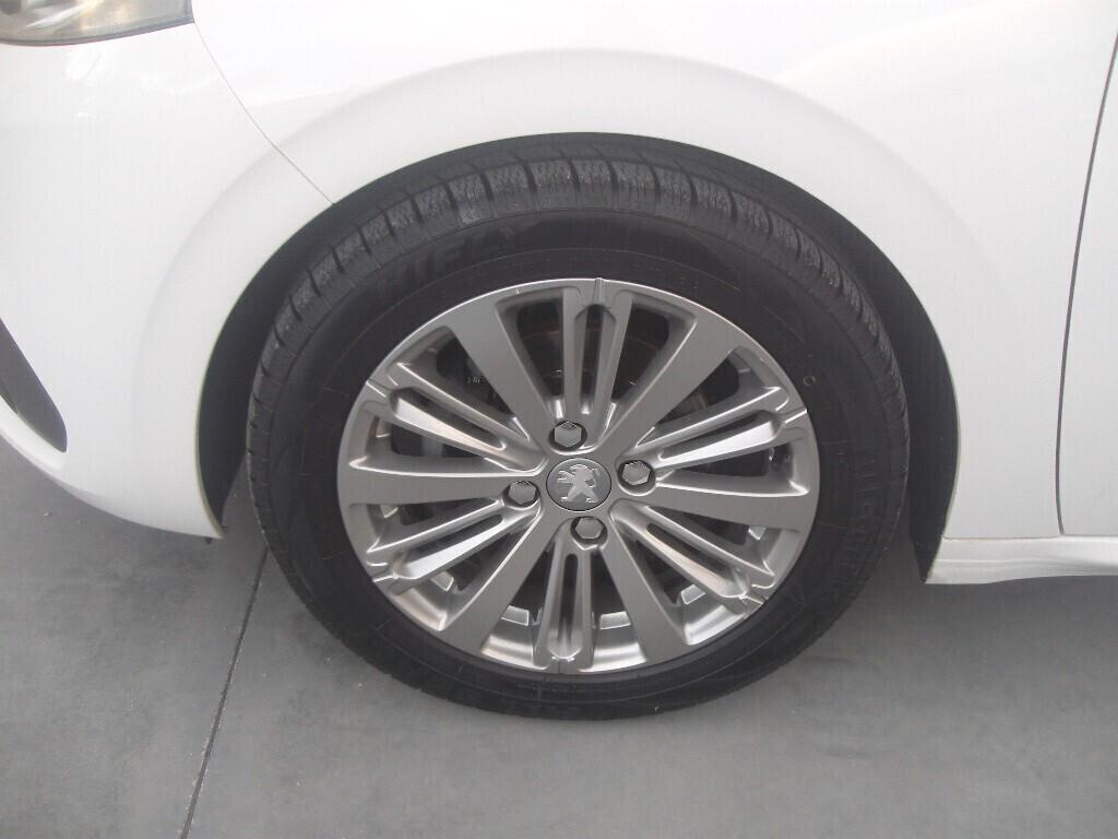 Peugeot 208 BlueHDi 75 Active - 2016