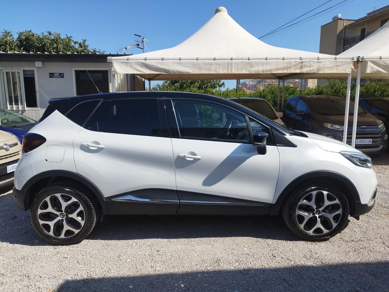 Renault Captur dCi 8V 110 CV Start&Stop Energy Initiale Paris