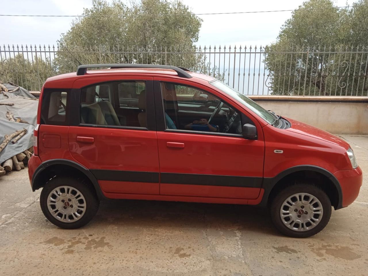 Fiat Panda 1.3 MJT 16V 4x4 Climbing con tasto eld