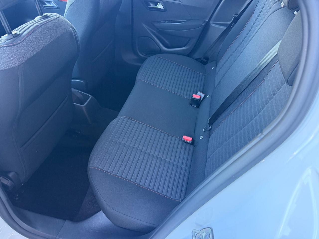 Peugeot 208 5 porte Active
