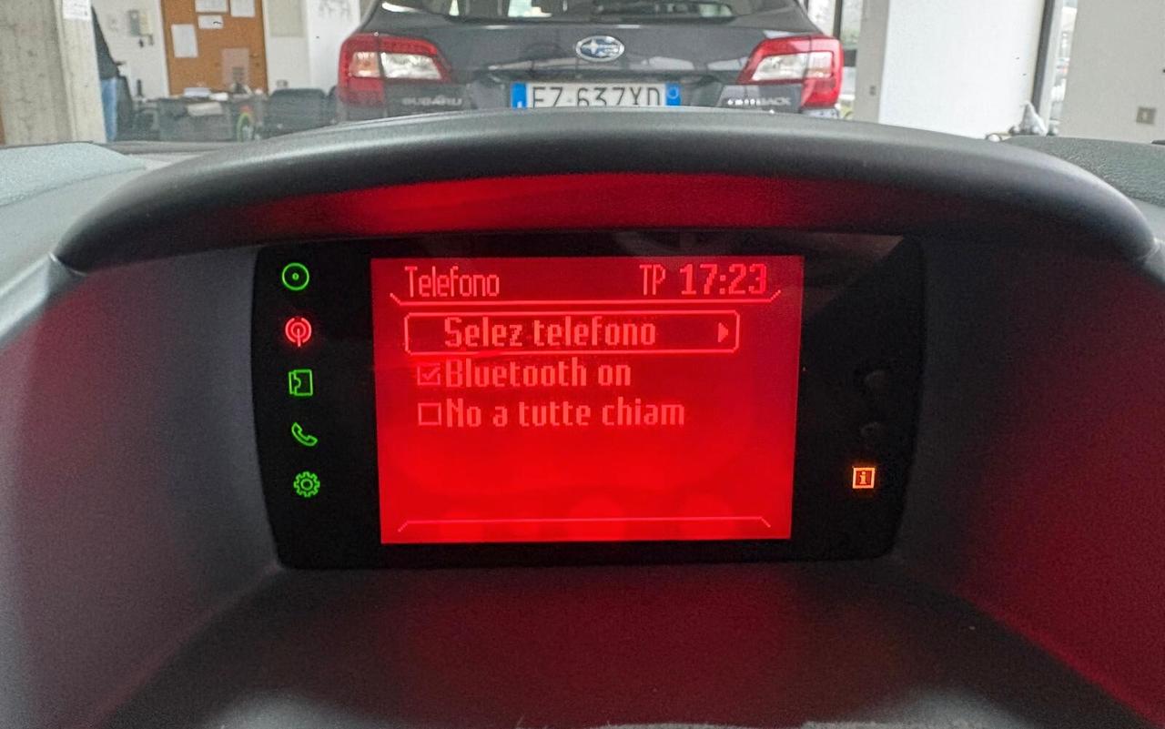 FORD FIESTA TITANIUM 1.4 5P. BENZINA/GPL