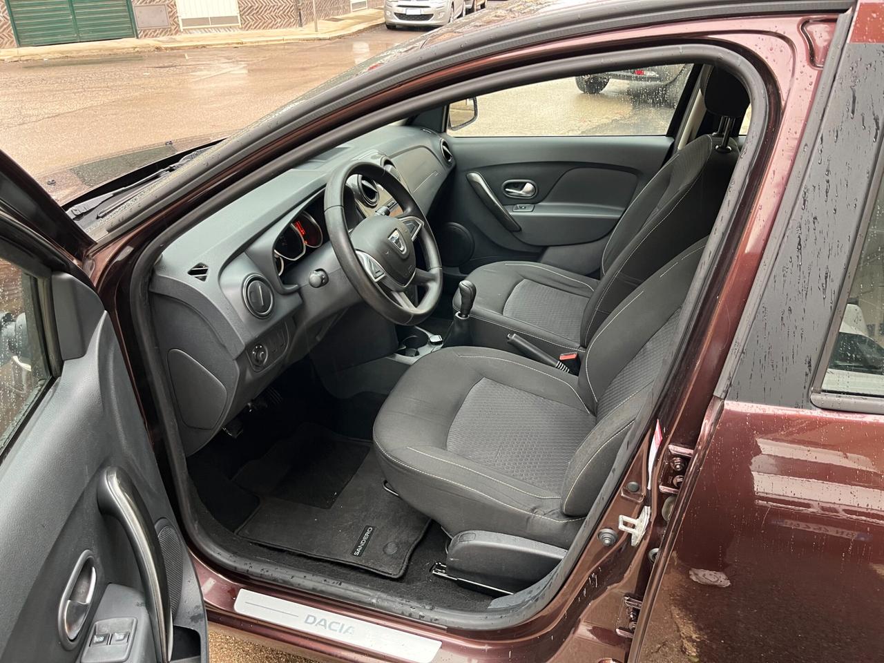 Dacia Sandero 1.0 SCe 12V 75CV Lauréate