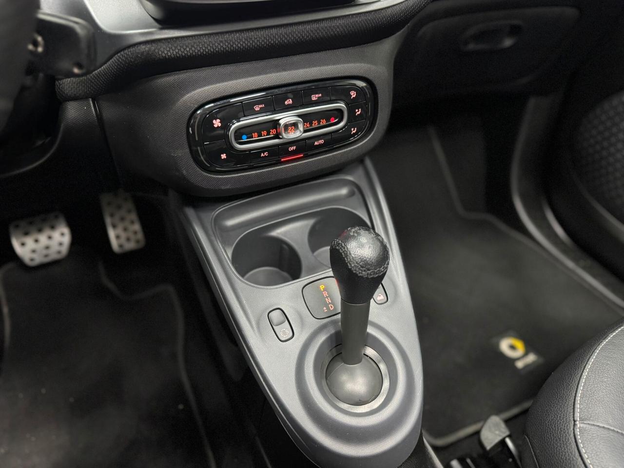 Smart ForTwo 70 1.0 twinamic cabrio Prime Tailor made