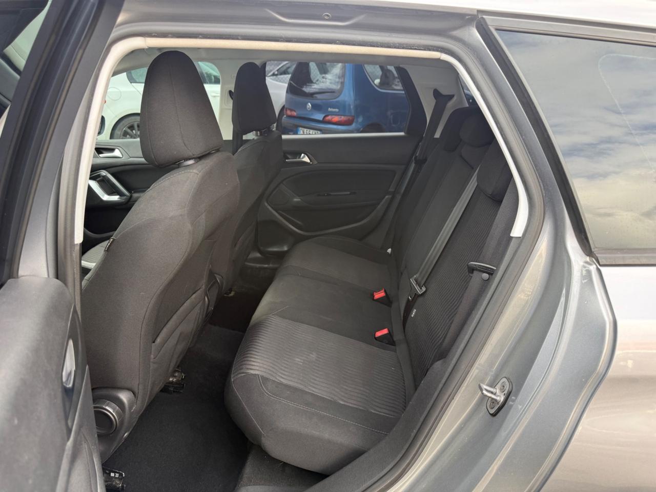 Peugeot 308 BlueHDi 120 S&S SW Business