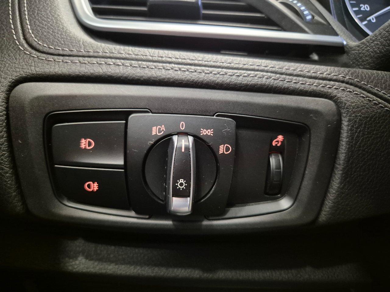 BMW 218 d Active Tourer Luxury auto - Sens. Park. - Cruise/Lim