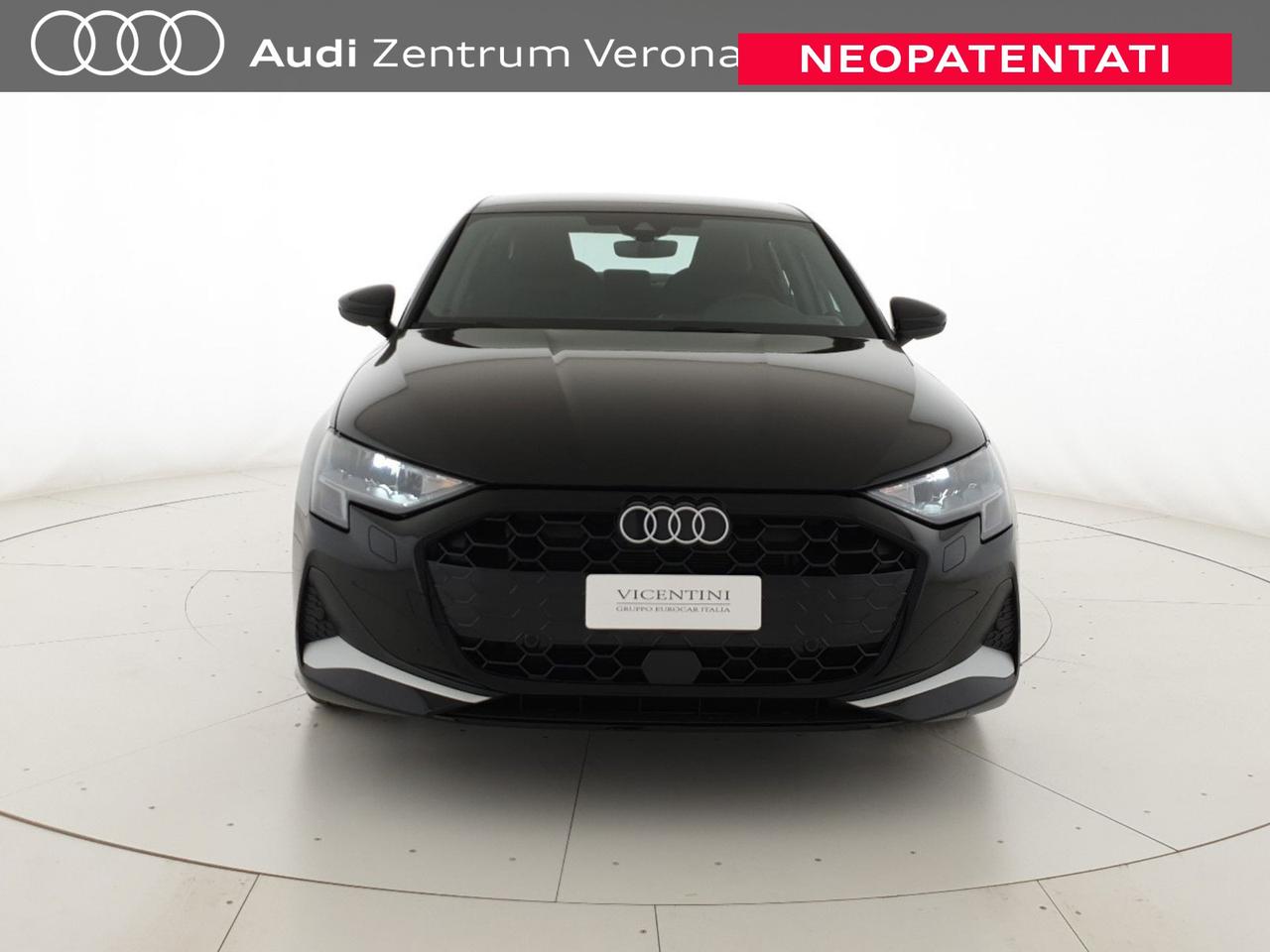 Sedan 30TFSI 116CV Business Advanced