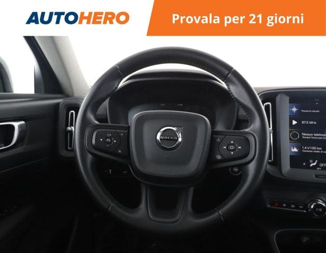 VOLVO XC40 T2 Geartronic Momentum Core