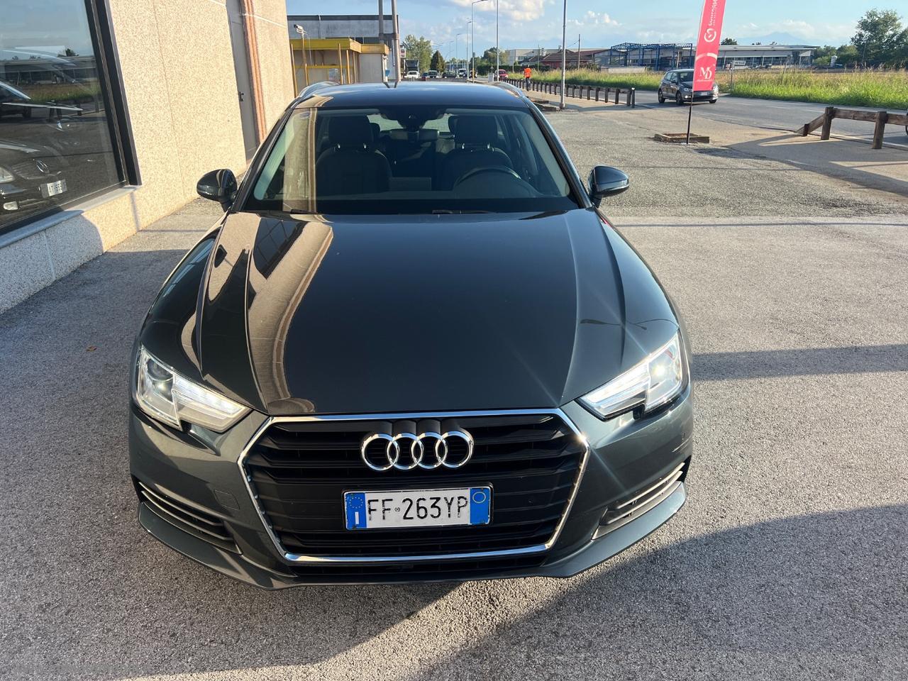 AUDI A4 Avant 2.0 TDI 122CV Business Sport NUOVO MODELLO IVA ESPOSTA