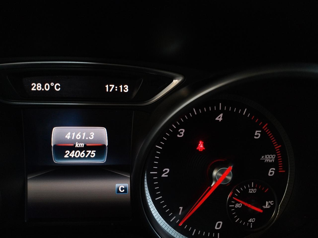 Mercedes-benz CLA 180 d S.W. Executive - NEOPATENTATI - EURO6