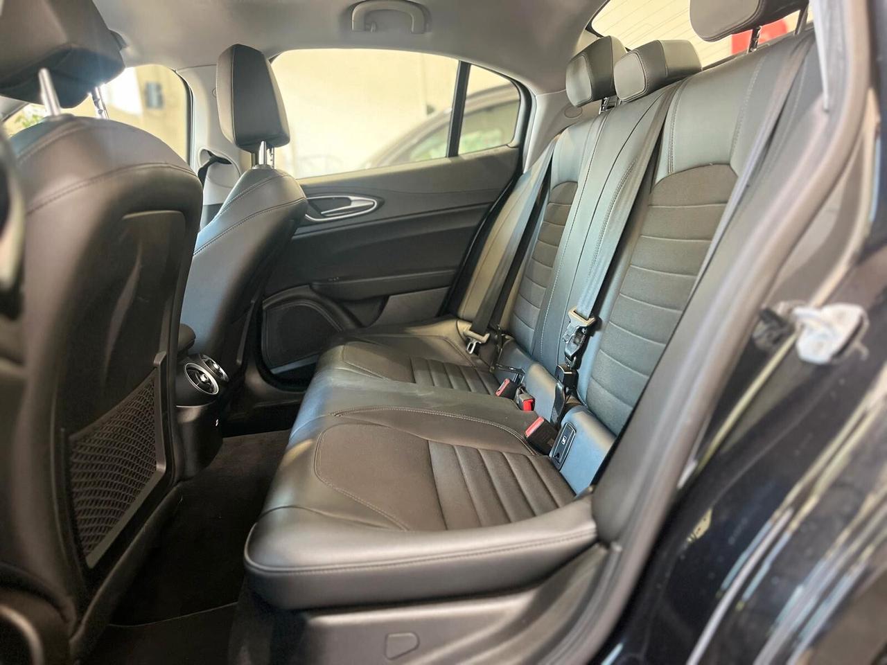 ALFA ROMEO GIULIA 2.2 Turbodiesel 180 CV 87600KM *UNICOPRO*